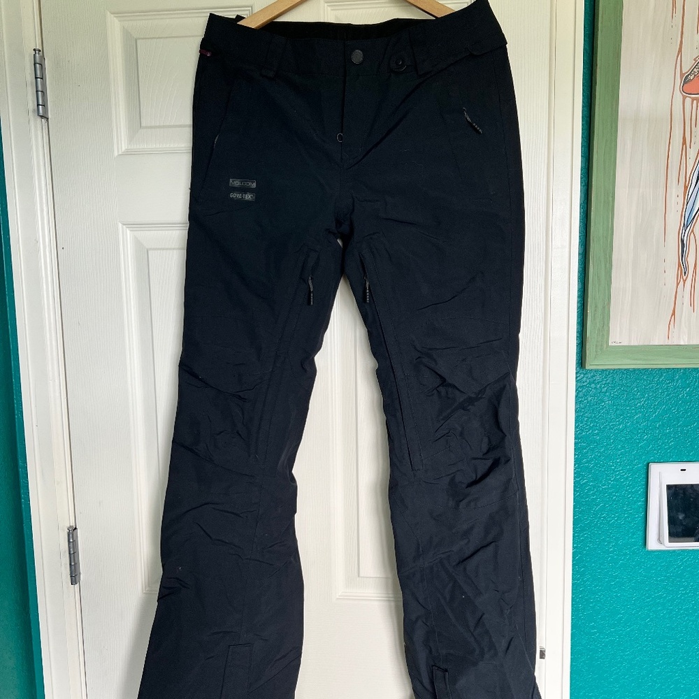 Volcom Women's Gore-Tex Snowboard Ski Pants - Black - Size M - WORN TWICE